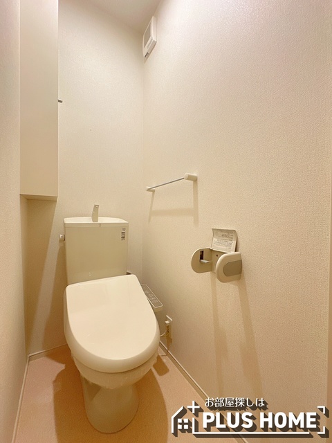 わかやま電鉄貴志川線 交通センター前駅 徒歩14分 2階建 築10年のトイレ写真