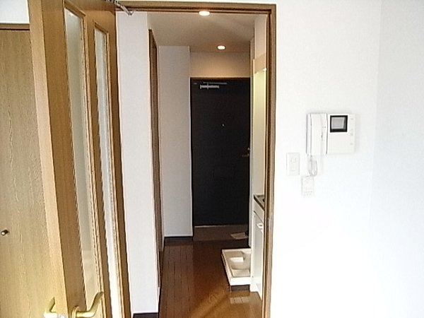 フェニックス早稲田の玄関写真