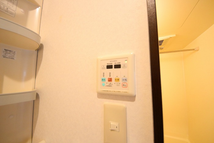 その他　浴室乾燥機です