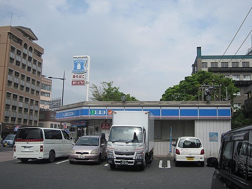 コンビニ　ローソン小倉清水一丁目店（コンビニ）まで193m