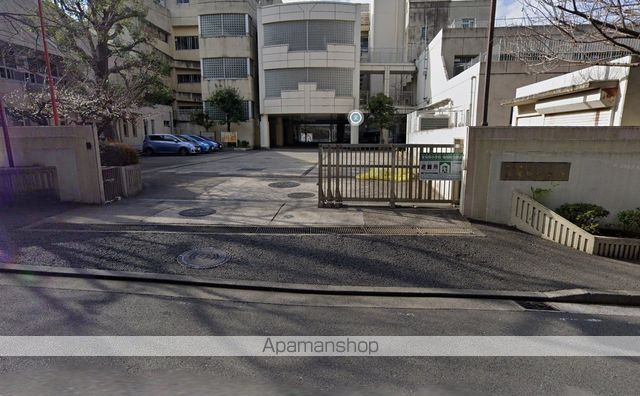 小学校　横浜市立東俣野小学校（小学校）まで1043m