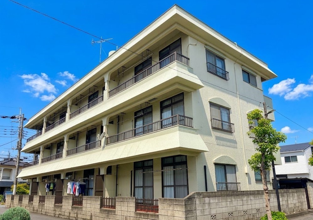 建物外観　新田駅徒歩５分（４００ｍ）
