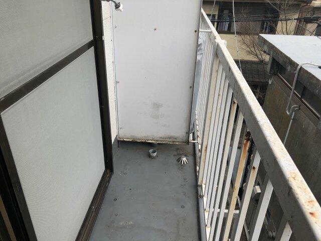 東京メトロ丸ノ内線 四谷三丁目駅 徒歩8分 2階建 築38年の内装写真