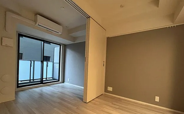 居室・リビング　※別部屋の参考写真です。