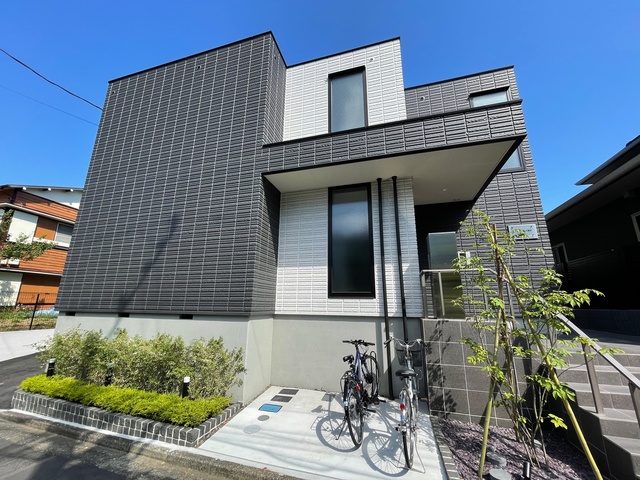 建物外観　２０２０.８完成　耐震耐火旭化成へーベルメゾン