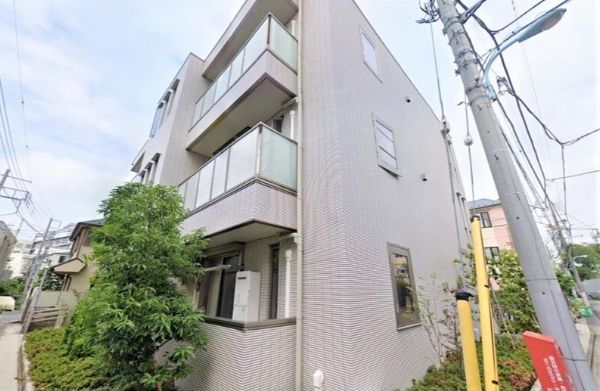 エントランス　弊社は都内全域の物件をご紹介可能です！