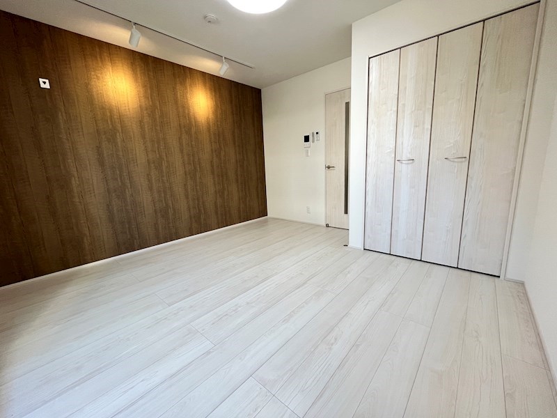 フジパレス阪急園田EAST5番館の居間写真
