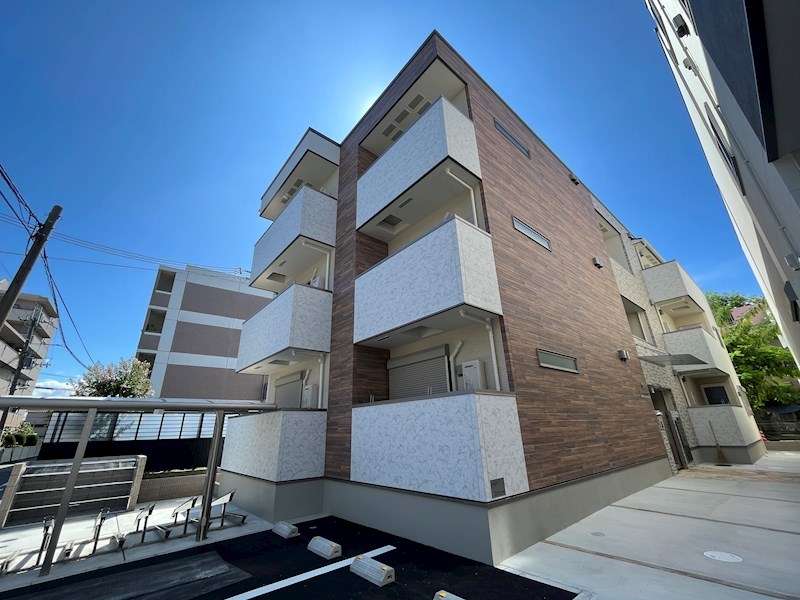 フジパレス阪急園田EAST5番館の外観写真