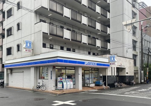 コンビニ　ローソン長堀橋店（コンビニ）まで213m