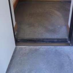 玄関　同じ仕様