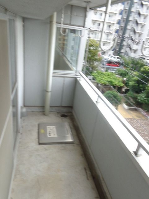 バルコニー　バルコニー