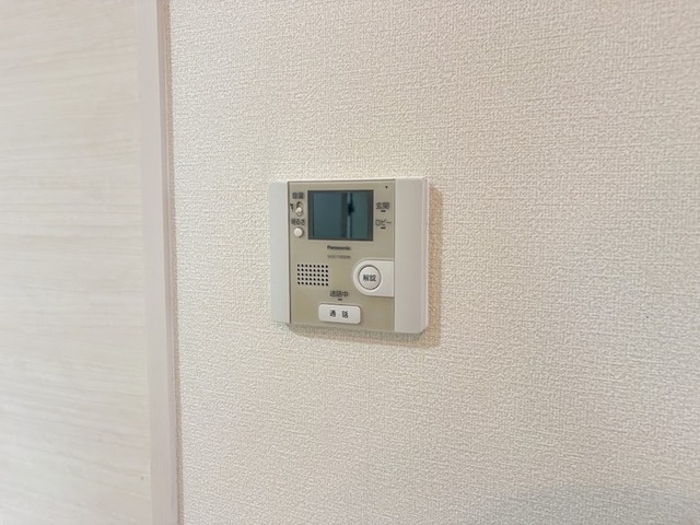 セキュリティ　モニタ付きインターホン