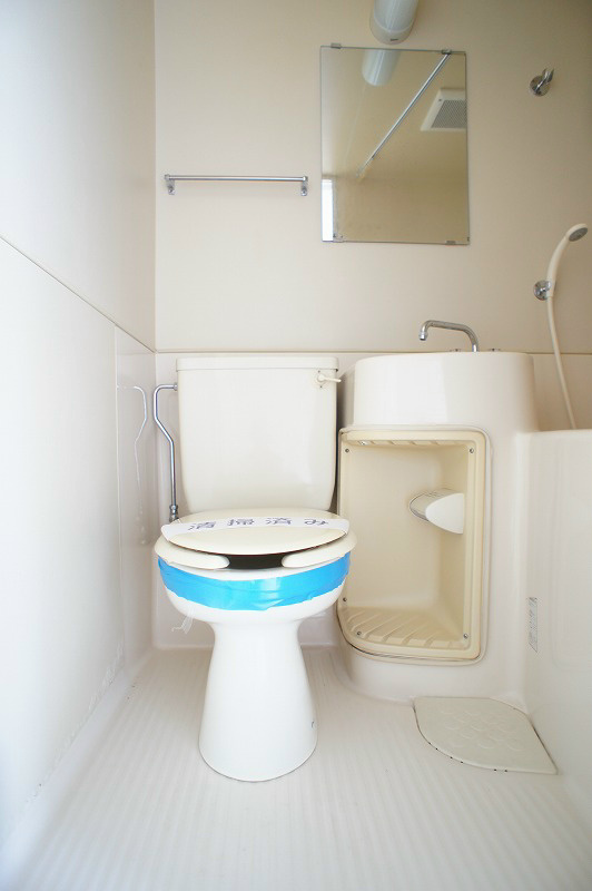 トイレ　トイレ（ユニットバス内）