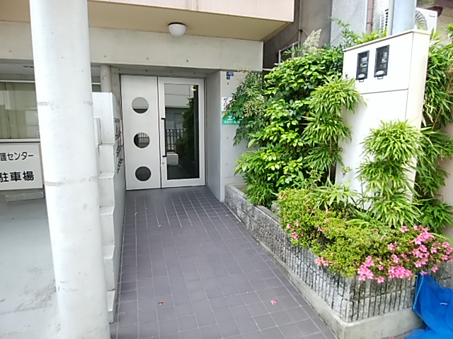 地下鉄谷町線 駒川中野駅 徒歩8分 4階建 築35年の外観写真