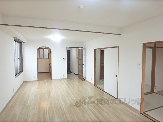 居室・リビング　洋室