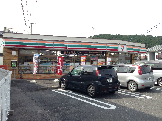 コンビニ　セブンイレブン 飯田松尾代田店（コンビニ）まで21m