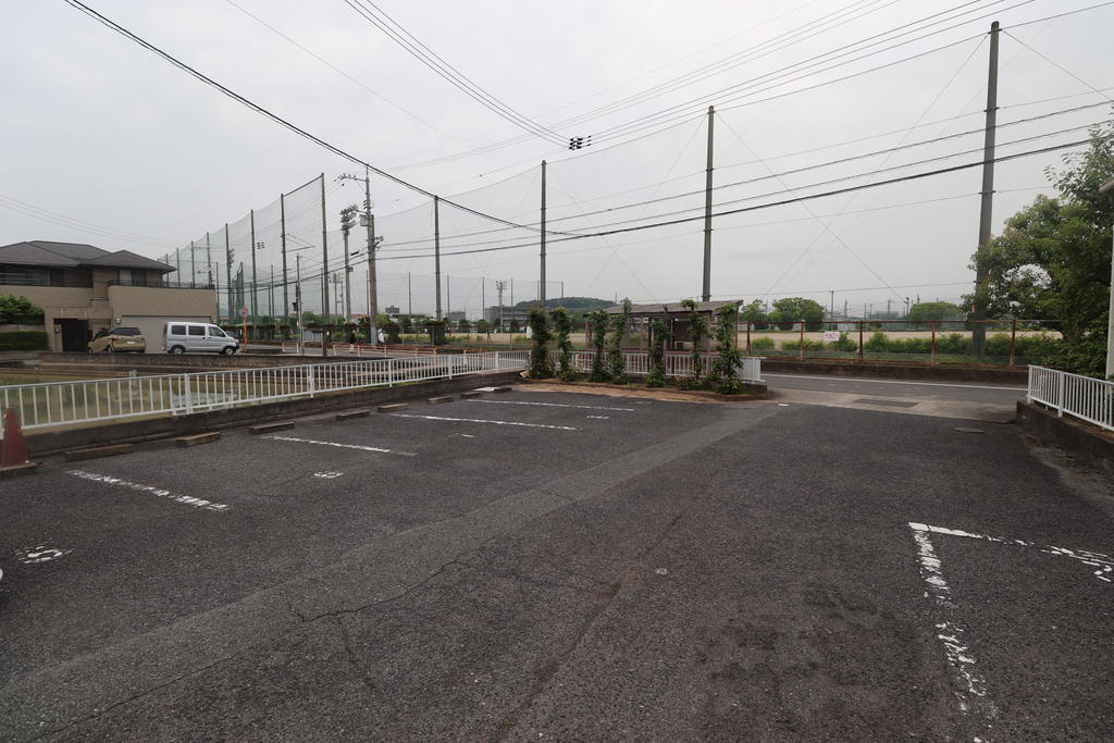 駐車場　駐車場★