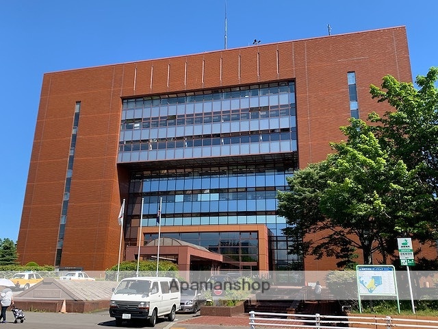 その他　函館市役所（その他）まで958m