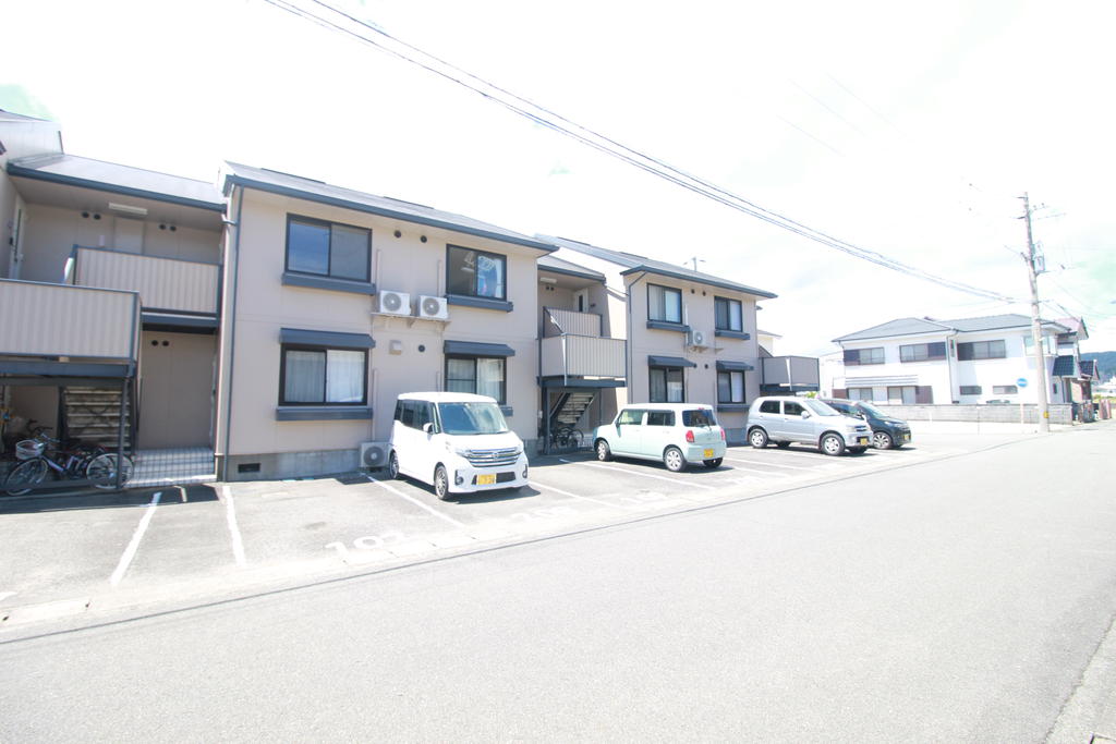 ＪＲ牟岐線 二軒屋駅 徒歩49分 築37年