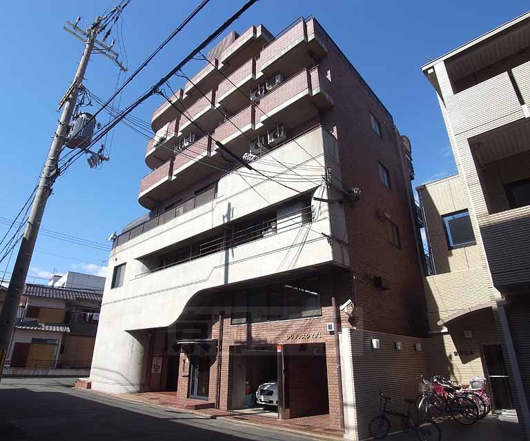 京都市左京区田中西大久保町のマンションの建物外観