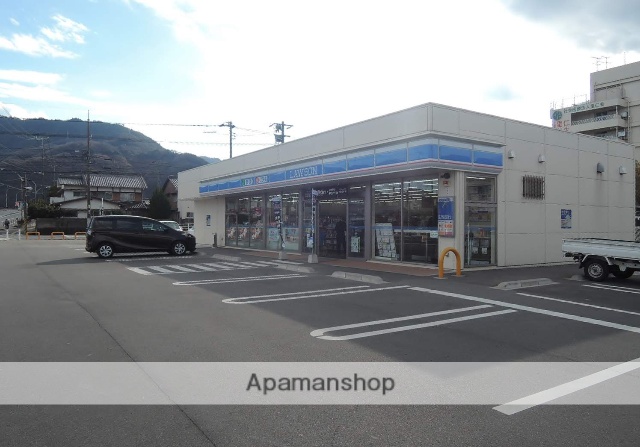 コンビニ　ローソン（コンビニ）まで101m