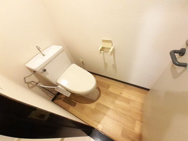 【所沢市喜多町のマンションのトイレ】