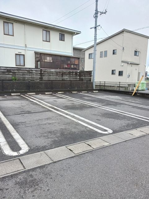 【瀬戸内市長船町長船のアパートの駐車場】