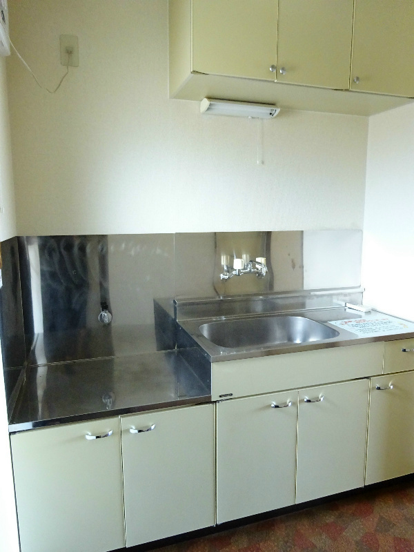 キッチン　※同タイプのお部屋です。