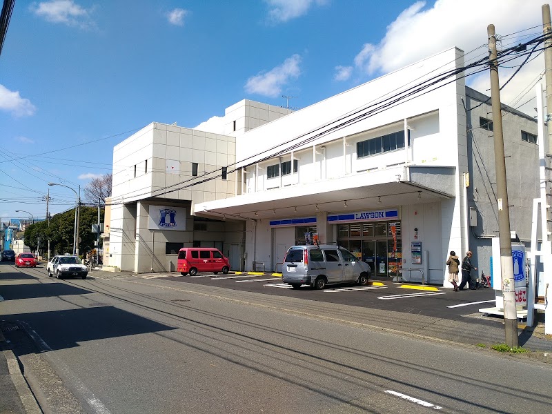 コンビニ　ローソン横浜東蒔田町店（コンビニ）まで329m