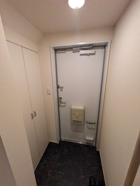 クレイノリラの玄関写真
