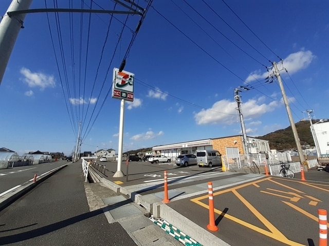 【エコライフ野地　第１号棟のコンビニ】