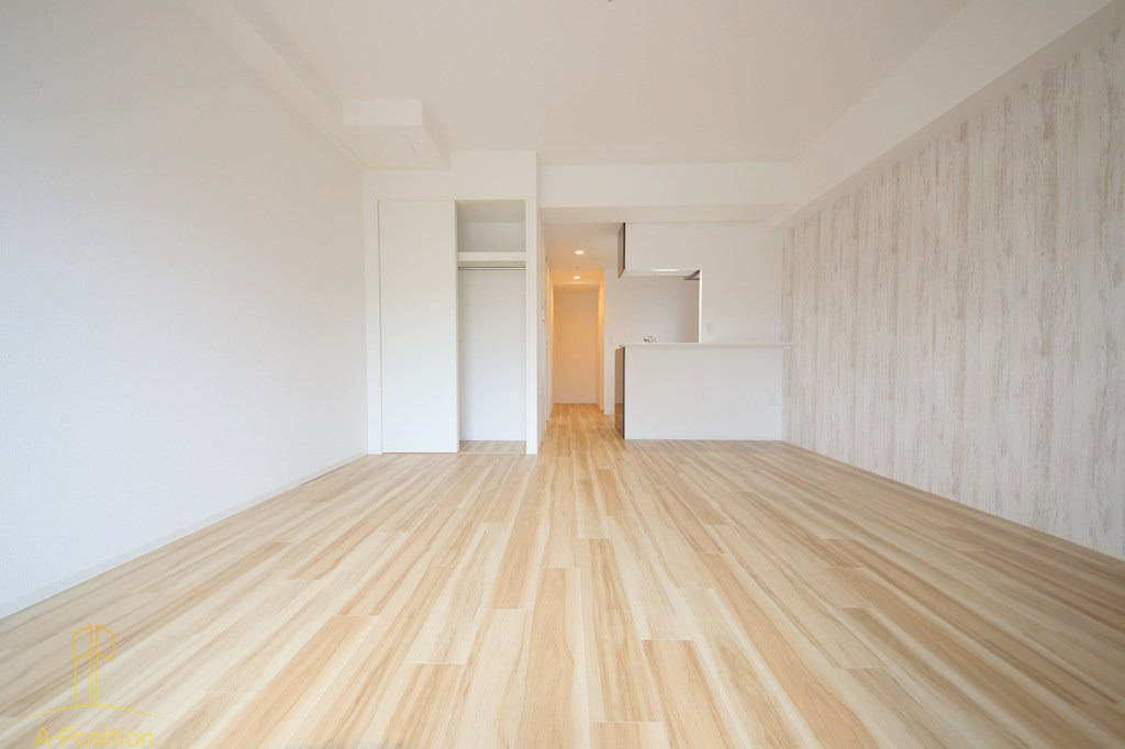 居室・リビング　セレニテフラン本町