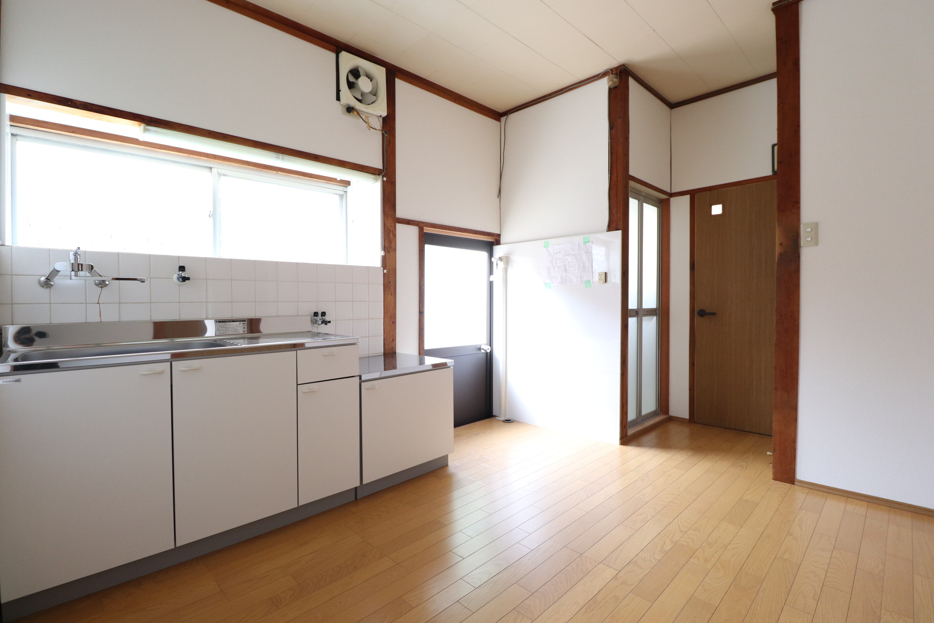 居室・リビング　5.4帖のキッチンスペース☆