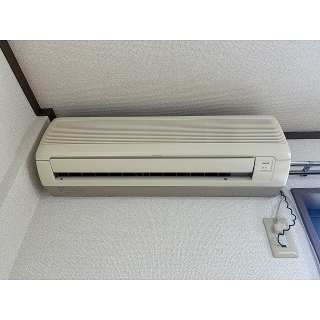 その他設備　エアコンつき