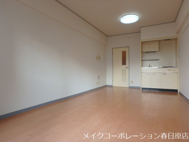 居室・リビング　写真は同型タイプ