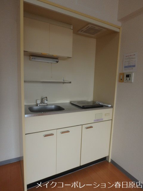 キッチン　写真は同型タイプ