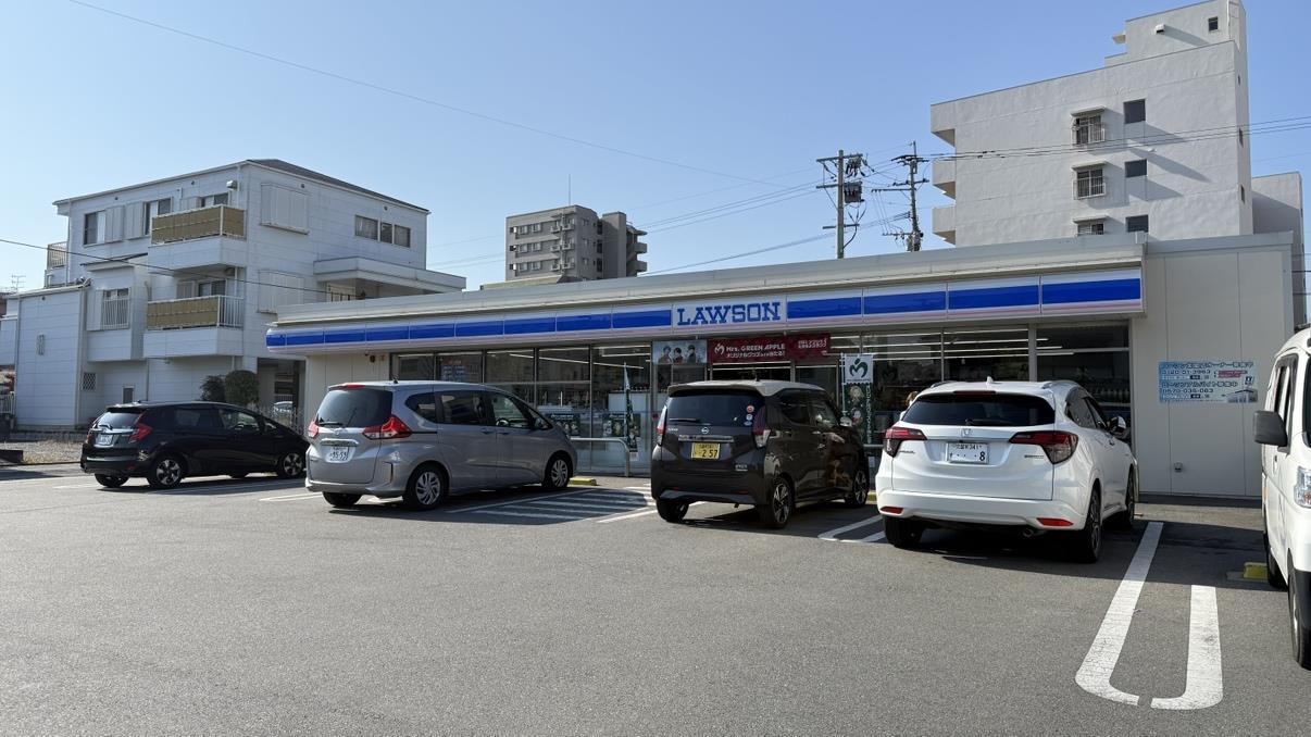 コンビニ　ローソン久留米櫛原町店（コンビニ）まで234m