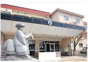 小学校　八戸市立高館小学校（小学校）まで652m