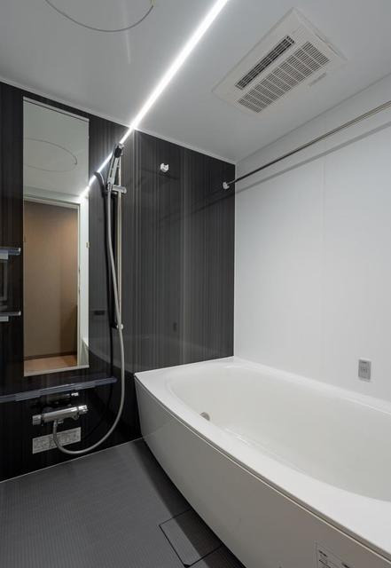 バス・シャワールーム　※別部屋写真