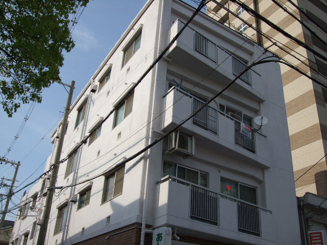 建物外観　月見山マンション