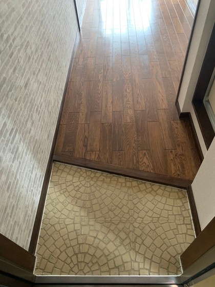 玄関　※別部屋の写真です