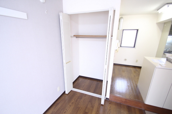 収納　※別部屋の写真です