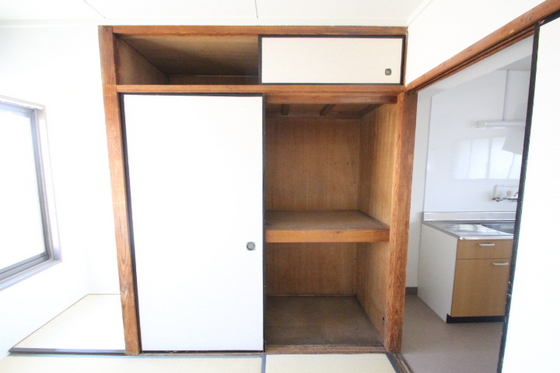 収納　※別部屋の写真です