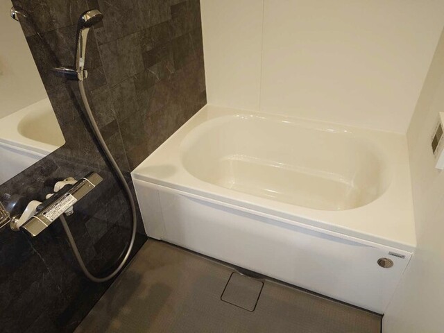 バス・シャワールーム　浴室