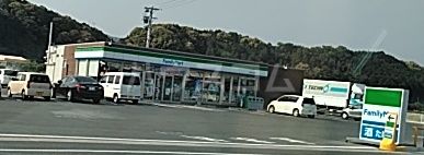 コンビニ　ファミリーマート豊川東上町店（コンビニ）まで2418m