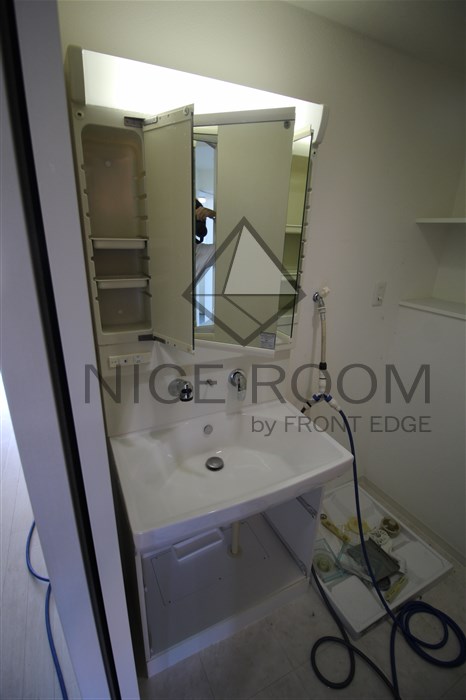 洗面設備　ドゥージエム京橋　独立洗面台