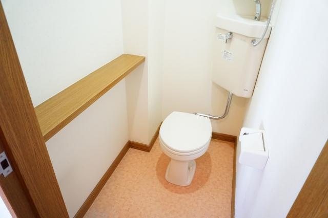 トイレ　トイレ