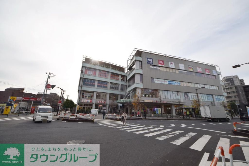 ショッピングセンター　PASSAGGIO（ショッピングセンター）まで1170m