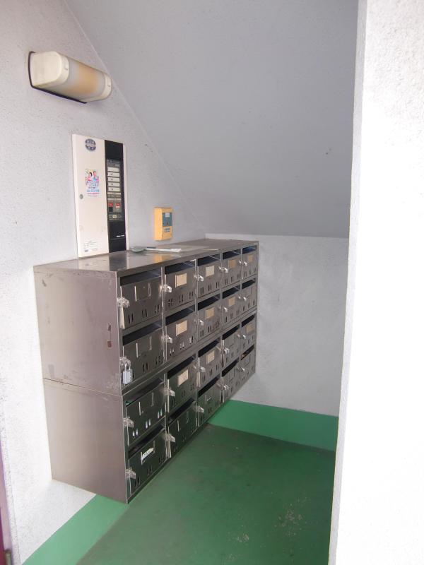 その他　共用部分も綺麗にされており防犯面も安心です