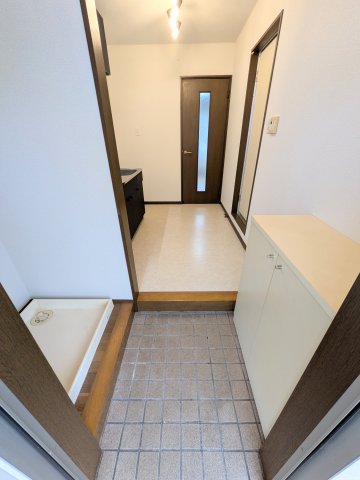 玄関　明るい玄関です